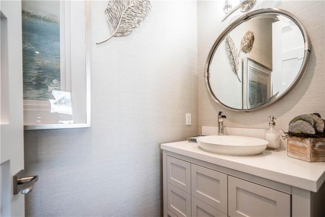 2349 NE 24th Street, Lighthouse Point, FL 33064