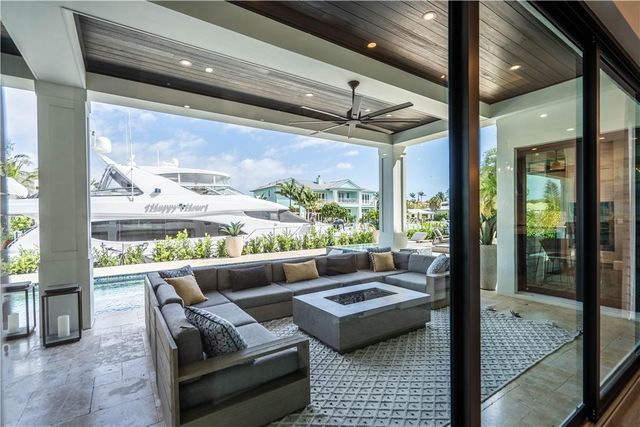 2349 NE 24th Street, Lighthouse Point, FL 33064