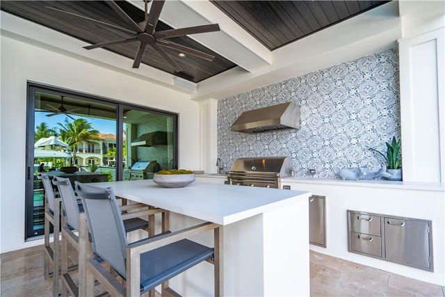 2349 NE 24th Street, Lighthouse Point, FL 33064