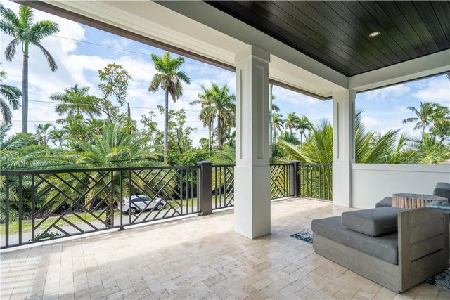 2349 NE 24th Street, Lighthouse Point, FL 33064