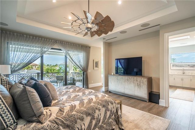 2349 NE 24th Street, Lighthouse Point, FL 33064