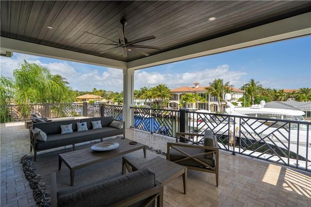 2349 NE 24th Street, Lighthouse Point, FL 33064