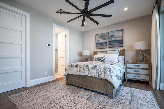 2349 NE 24th Street, Lighthouse Point, FL 33064