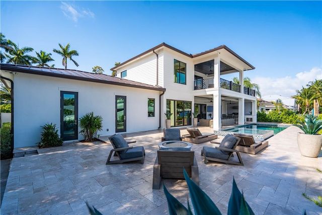 2349 NE 24th Street, Lighthouse Point, FL 33064