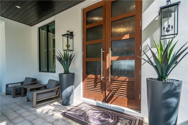 2349 NE 24th Street, Lighthouse Point, FL 33064