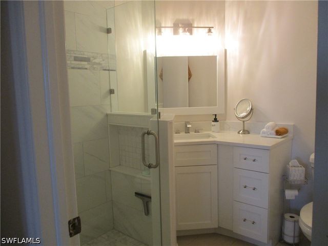 2684 KINGS LAKE BLVD 203, Naples, FL 34112