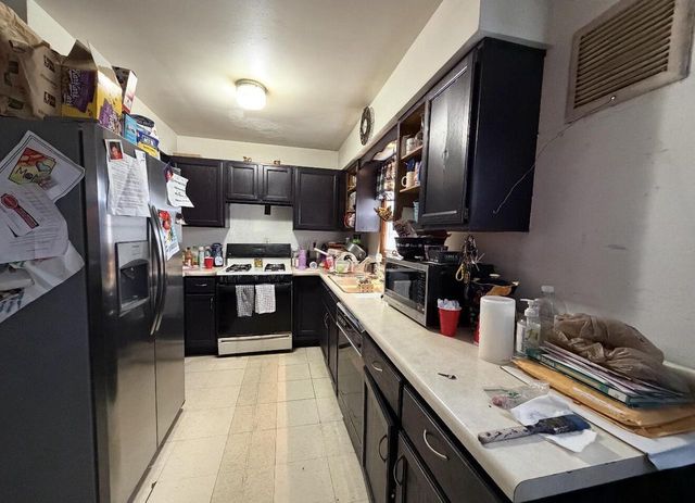 2708 W High STREET, Racine, WI 53404