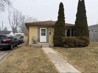 2708 W High STREET, Racine, WI 53404