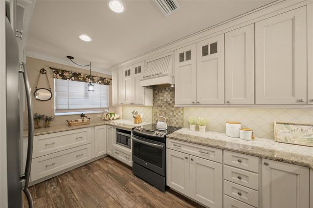 4660 OCEAN BOULEVARD O2, Sarasota, FL 34242