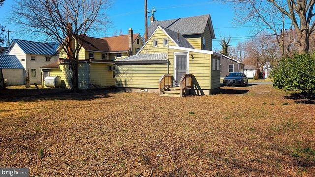 15 E 4TH ST, Blades, DE 19973