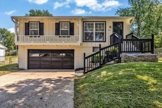 545 N Powahatan Drive, Independence, MO 64056