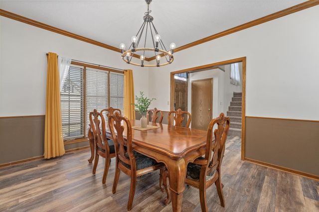 2710 N Dublin Cir, Wichita, KS 67226