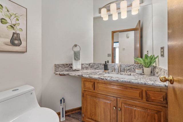 2710 N Dublin Cir, Wichita, KS 67226