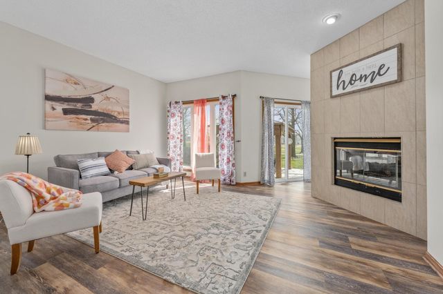 2710 N Dublin Cir, Wichita, KS 67226