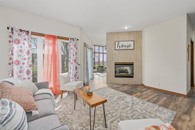 2710 N Dublin Cir, Wichita, KS 67226