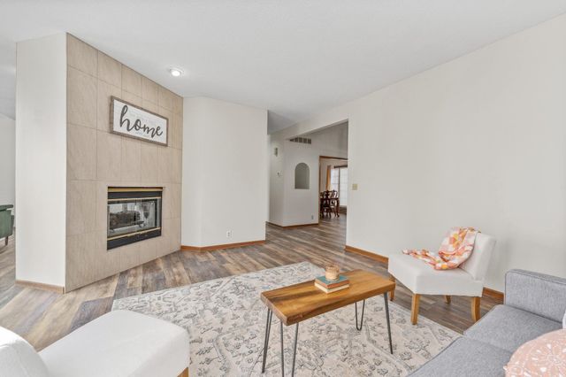 2710 N Dublin Cir, Wichita, KS 67226