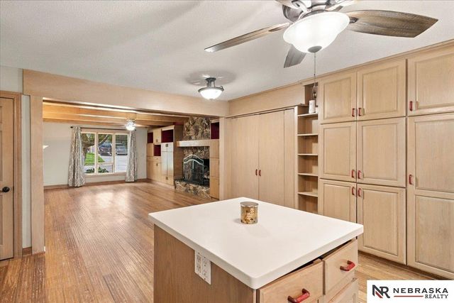 1025 N 145 Circle, Omaha, NE 68154