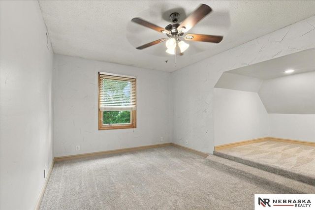 1025 N 145 Circle, Omaha, NE 68154