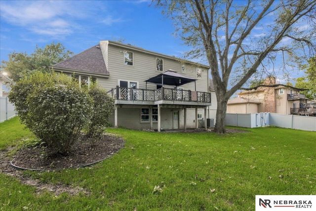 1025 N 145 Circle, Omaha, NE 68154