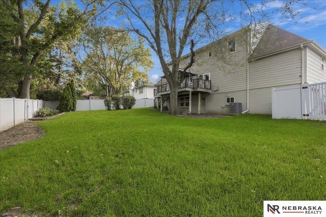 1025 N 145 Circle, Omaha, NE 68154