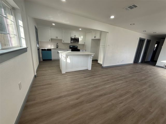 2523 Concord Drive, Irving, TX 75061