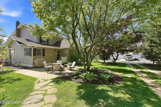 219 Henley Avenue, Pine Beach, NJ 08741