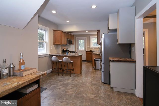 225 WOODBINE AVE, Westville, NJ 08093