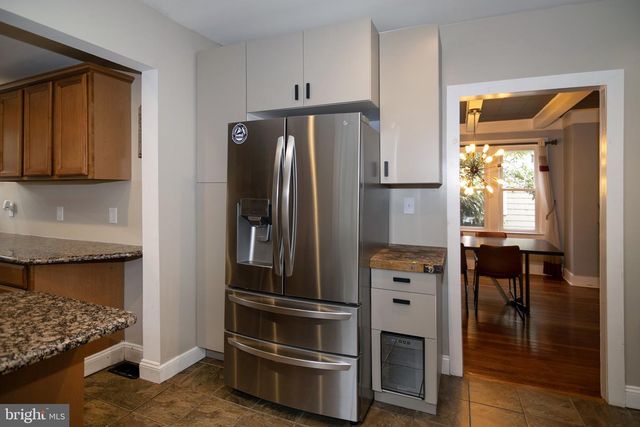225 WOODBINE AVE, Westville, NJ 08093