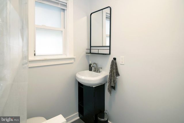 225 WOODBINE AVE, Westville, NJ 08093