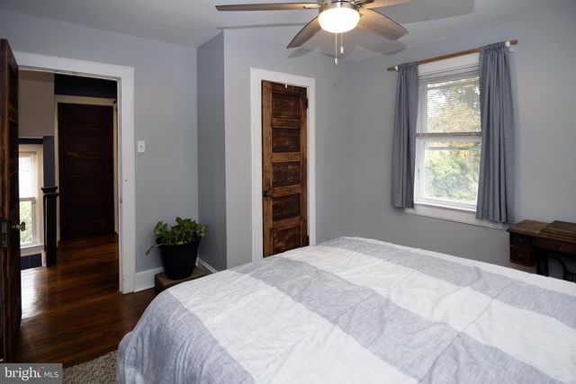 225 WOODBINE AVE, Westville, NJ 08093