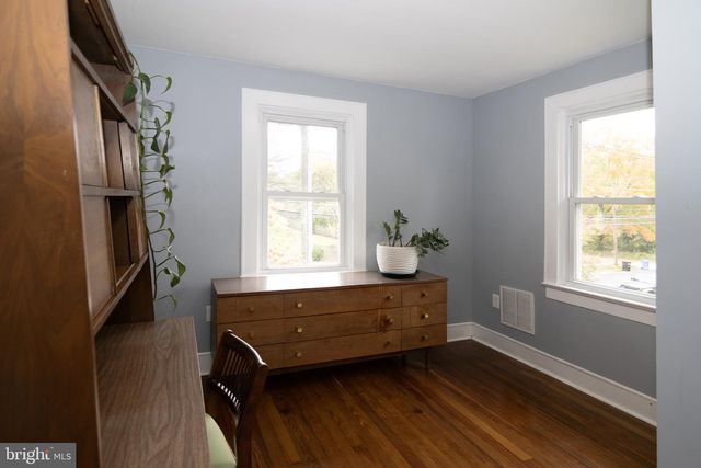 225 WOODBINE AVE, Westville, NJ 08093