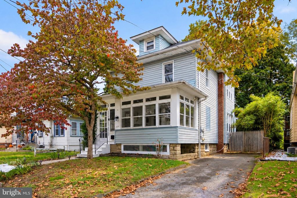 225 WOODBINE AVE, WESTVILLE, NJ 08093 — exterior