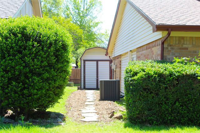 1318 Westpark Drive, Garland, TX 75040