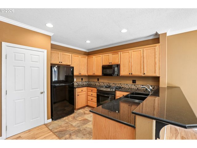 6546 Ne FOREST Ln, Hillsboro, OR 97124