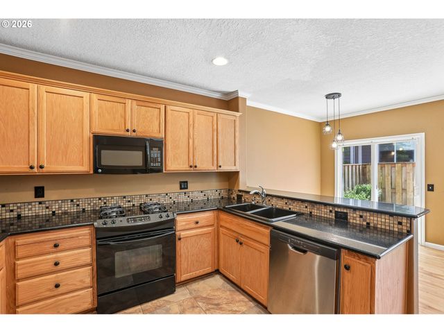 6546 Ne FOREST Ln, Hillsboro, OR 97124