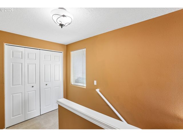 6546 Ne FOREST Ln, Hillsboro, OR 97124