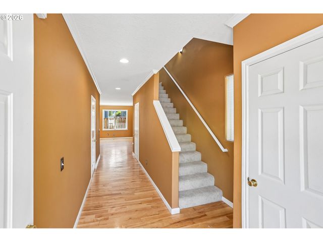 6546 Ne FOREST Ln, Hillsboro, OR 97124