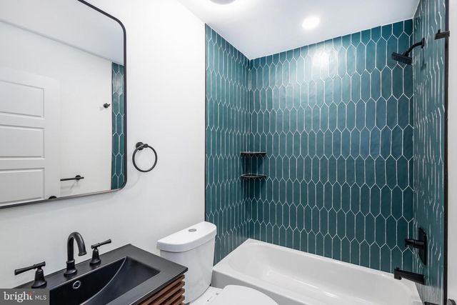 1231 S MARKOE ST, Philadelphia, PA 19143