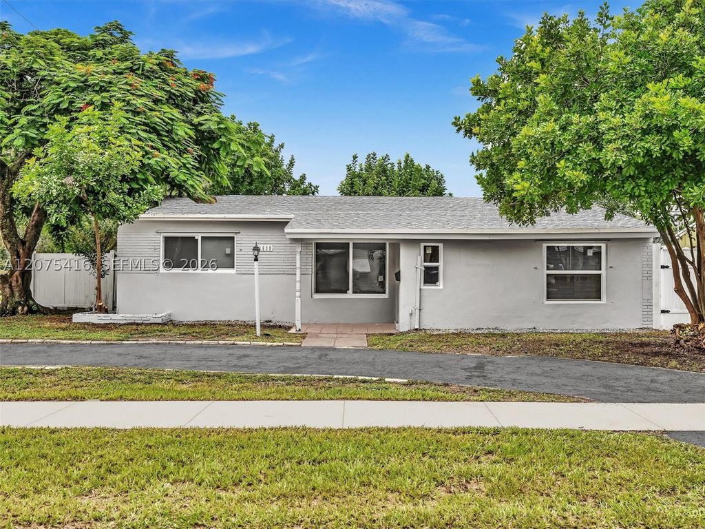 6800 Raleigh St, Hollywood, FL 33024