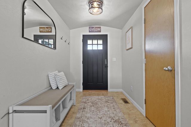 W6484 Brandon COURT, Greenville, WI 54942