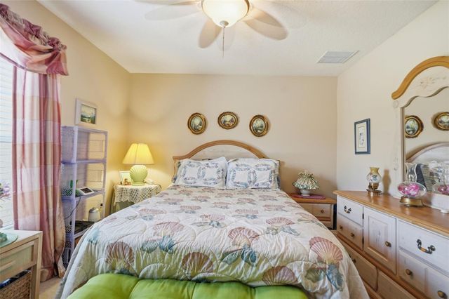 10340 BUNCOMBE WAY, San Antonio, FL 33576
