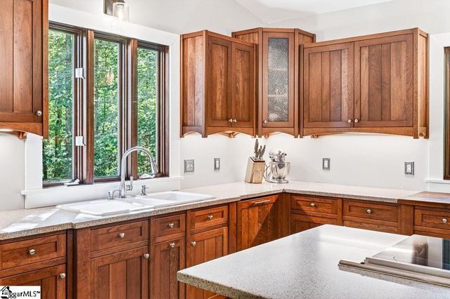 326 Arledge Road, Landrum, SC 29356