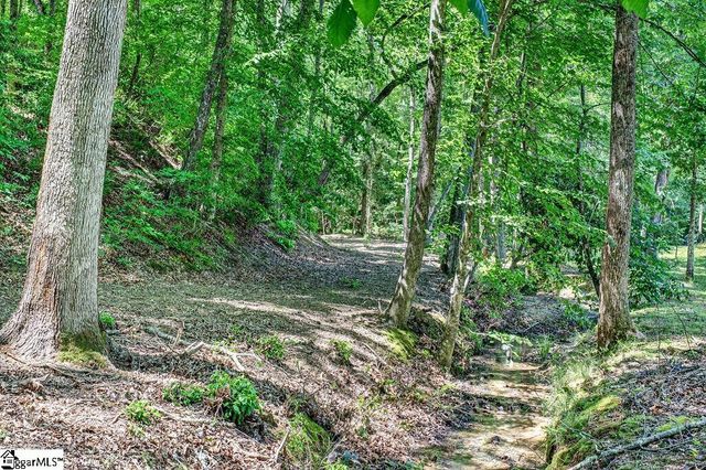 326 Arledge Road, Landrum, SC 29356