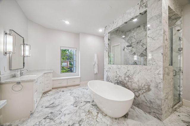 4131 Coleridge Street, West University Place, TX 77005