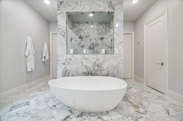 4131 Coleridge Street, West University Place, TX 77005