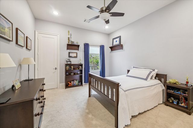 4131 Coleridge Street, West University Place, TX 77005