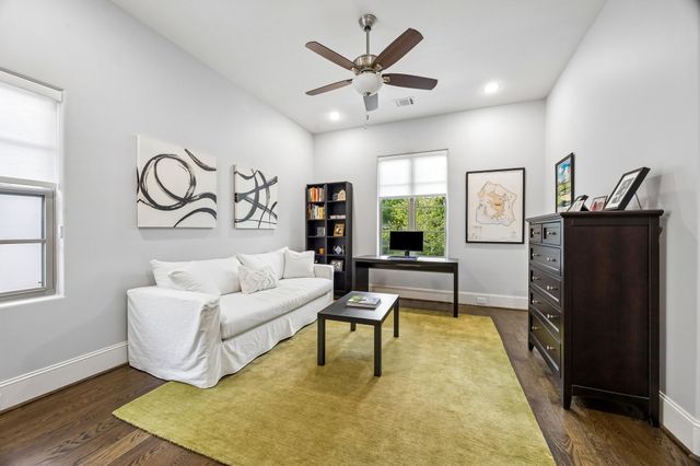 4131 Coleridge Street, West University Place, TX 77005