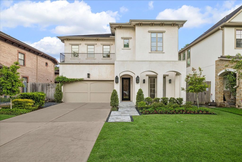4131 Coleridge Street, West University Place, TX 77005