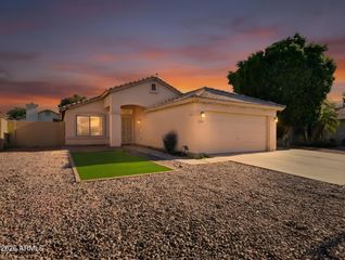 7815 W SOLANO Drive N, Glendale, AZ 85303