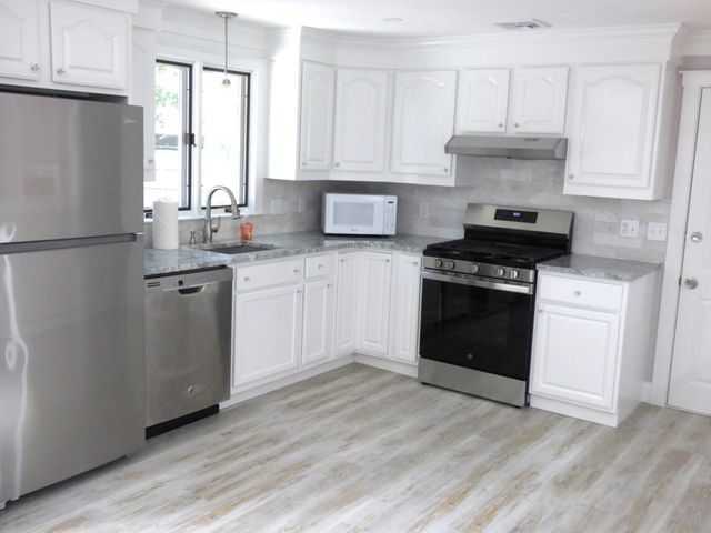 35 Pequot Road, Mashpee, MA 02649
